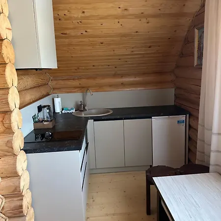 Вилла затишна